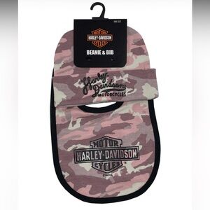 Harley-Davidson New Born Pink Camo Baby Bib and Hat Set